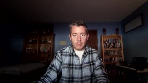 chrisw8121 online show from 12-22-25, 04:37