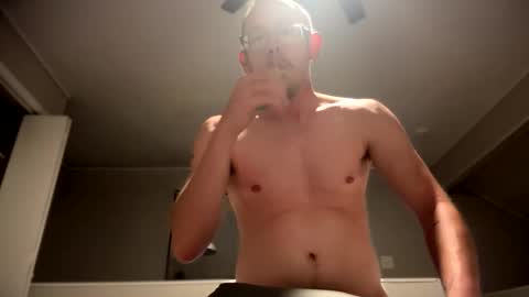 chriswells062590 online show from 03-23-26, 05:22