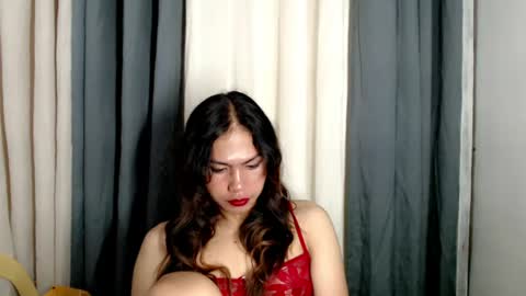 Snapshot of chritine_sensation chatting on 06-18-26, 09:30 Christine online show from 06-18-26, 09:30