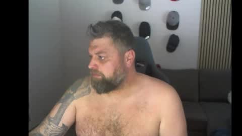 Chrizz online show from 11-15-25, 08:55