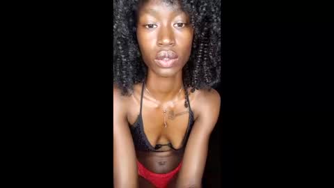 Snapshot of chroe22 chatting on 12-23-25, 10:57 chroe22 online show from 12-23-25, 10:57