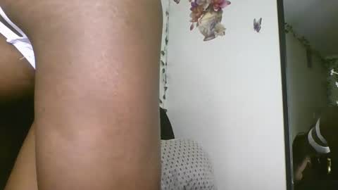 Snapshot of chroe22 chatting on 02-14-26, 09:22 chroe22 online show from 02-14-26, 09:22