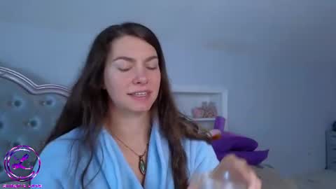 Snapshot of chroniclove chatting on 07-14-26, 03:40 Marley online show from 07-14-26, 03:40