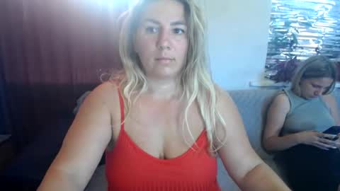 Snapshot of chrystalbella chatting on 07-13-26, 04:26 Diana online show from 07-13-26, 04:26