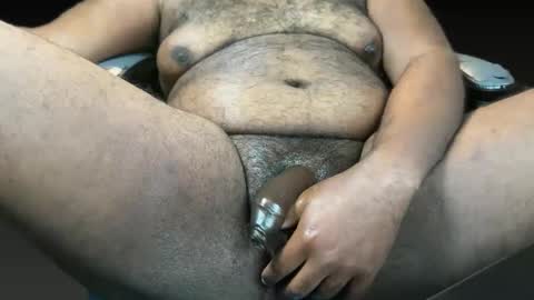 Snapshot of chubblkuncut7 chatting on 12-24-24, 04:08 uncut chubby ebony blackdick online show from 12-24-24, 04:08