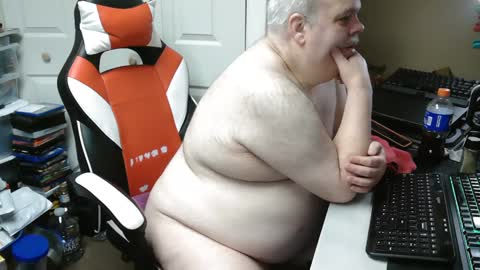 Snapshot of chubbynudist49 chatting on 09-08-25, 04:28 Chubby online show from 09-08-25, 04:28