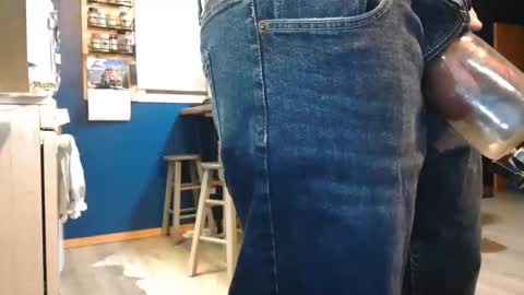 Chubbypumper online show from 12-15-25, 12:37