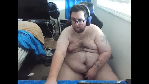 Snapshot of chubbyyxsteven chatting on 12-04-25, 09:01 Steven online show from 12-04-25, 09:01