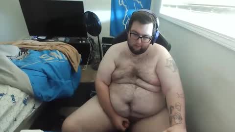 Snapshot of chubbyyxsteven chatting on 12-13-25, 09:42 Steven online show from 12-13-25, 09:42