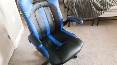 chuck online show from 01-10-25, 04:51