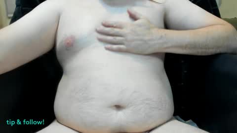 Snapshot of chumpty chatting on 01-10-25, 04:12 Chumpty online show from 01-10-25, 04:12