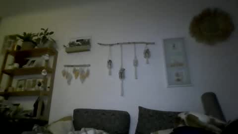 ciasnsyrize1996 online show from 10-24-25, 09:33