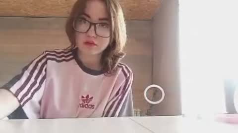 Snapshot of cicelyphaup chatting on 06-25-26, 10:42 Olivia online show from 06-25-26, 10:42