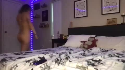 cici1900 online show from 05-15-26, 11:01