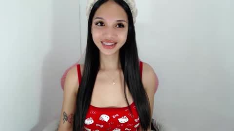 Snapshot of cici_02 chatting on 05-04-26, 03:41 call me Cici online show from 05-04-26, 03:41