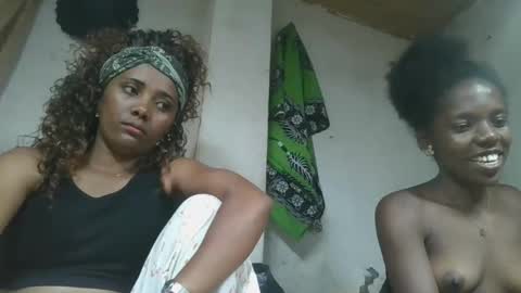 Snapshot of ciciazzhh chatting on 02-28-26, 08:43 ciciazzhh online show from 02-28-26, 08:43