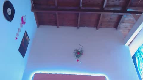 cicimom online show from 02-12-26, 08:59