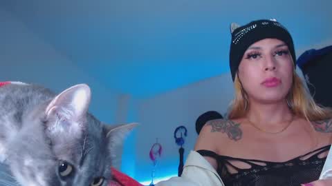 cicimom online show from 04-23-26, 04:03