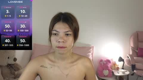 Mia online show from 12-22-24, 04:39