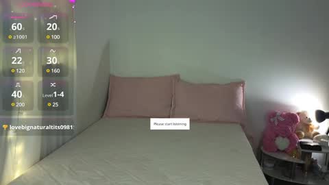 Mia online show from 01-08-25, 04:12