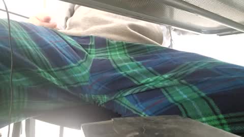 Snapshot of cigneska1 chatting on 01-28-25, 05:24 cigneska1 online show from 01-28-25, 05:24