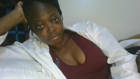 Snapshot of cilia_petite chatting on 06-05-26, 10:10 cilia petite online show from 06-05-26, 10:10