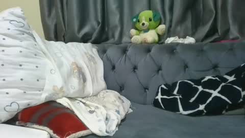 Snapshot of cilia_petite chatting on 07-02-26, 07:25 cilia petite online show from 07-02-26, 07:25