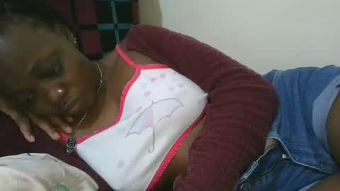 Snapshot of cilia_petite chatting on 07-08-26, 04:11 cilia petite online show from 07-08-26, 04:11