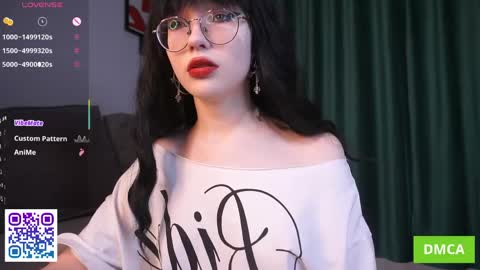   L  online show from 04-06-26, 05:41