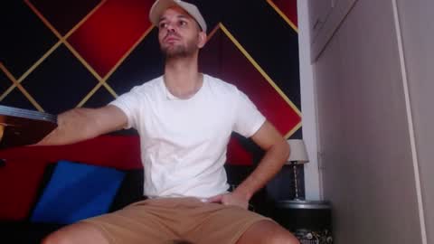 CindyandCarlo online show from 01-12-25, 01:05