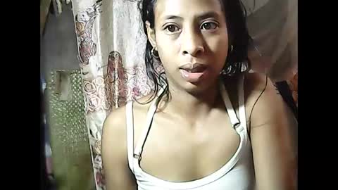 Snapshot of cindyx69q chatting on 06-01-26, 06:48 cindyx69q online show from 06-01-26, 06:48
