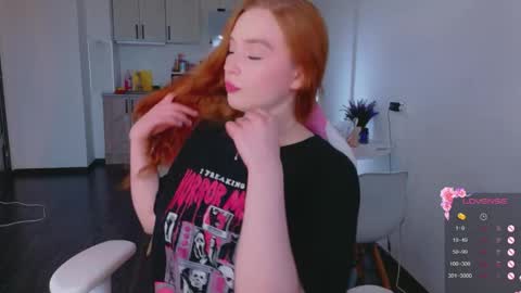 Snapshot of cinnabongirls chatting on 05-04-26, 03:19 Maddy online show from 05-04-26, 03:19