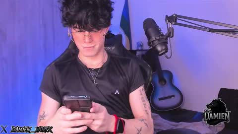 Snapshot of cinnamon_boyxxx chatting on 09-29-25, 01:22 David     Independent Model online show from 09-29-25, 01:22