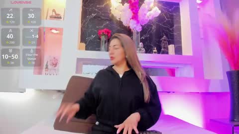 Snapshot of cinthya_mjs chatting on 04-20-26, 11:57 Cinthya online show from 04-20-26, 11:57