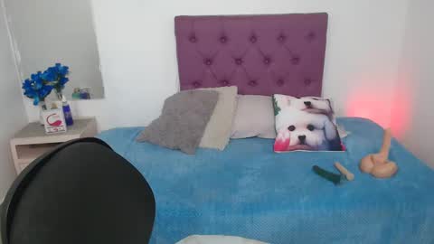 cinthyagomez6 online show from 02-03-25, 01:19