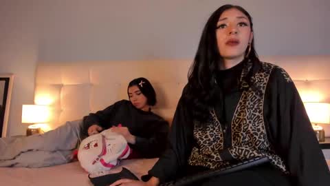 Cintya online show from 01-14-25, 02:19