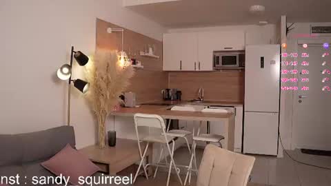Snapshot of cirilada chatting on 06-19-26, 04:22 Sandy online show from 06-19-26, 04:22
