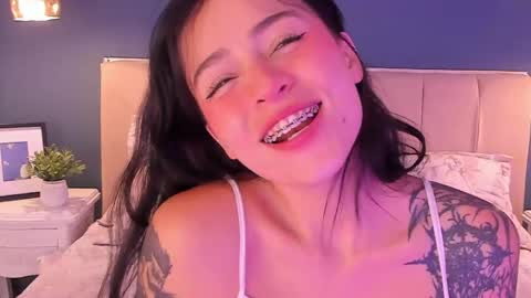 Snapshot of cityygirl_ chatting on 05-08-26, 04:40 Anna online show from 05-08-26, 04:40