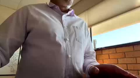 Cjd32 online show from 10-20-25, 07:14