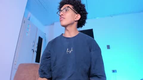 cj_davis1 online show from 06-30-26, 02:01