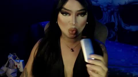 QUEEN CESS online show from 11-05-25, 03:34