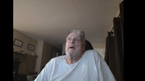 Snapshot of cjscout chatting on 12-03-24, 06:04 cjscout online show from 12-03-24, 06:04