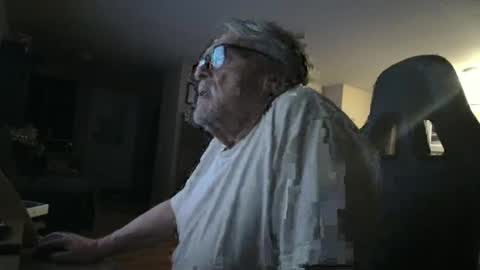 Snapshot of cjscout chatting on 01-04-25, 06:41 cjscout online show from 01-04-25, 06:41