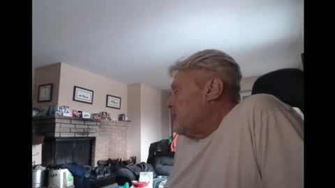 Snapshot of cjscout chatting on 01-21-25, 09:25 cjscout online show from 01-21-25, 09:25