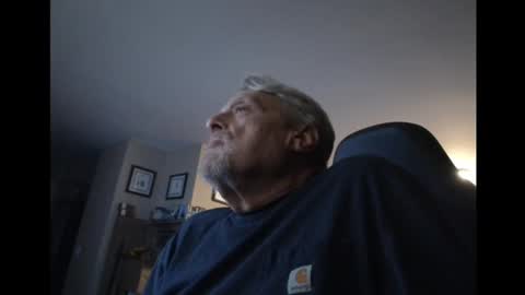 Snapshot of cjscout chatting on 02-14-25, 04:26 cjscout online show from 02-14-25, 04:26