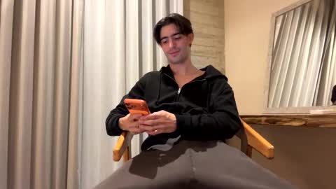 ckeefer96 online show from 05-07-26, 12:38