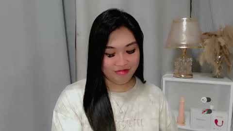 CLAIRE online show from 05-30-26, 04:20