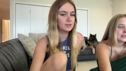 Claire online show from 12-01-25, 12:59