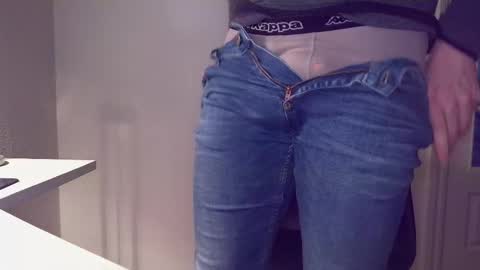 clamshive7 online show from 03-08-26, 05:55