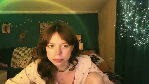 Snapshot of clancyosbourne chatting on 06-05-26, 08:03 Clancy online show from 06-05-26, 08:03